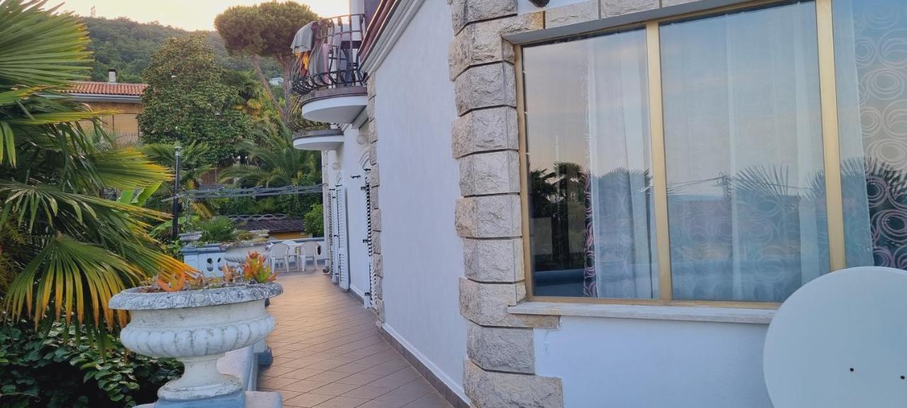 Villa Niki Rezine Lovran Exterior foto