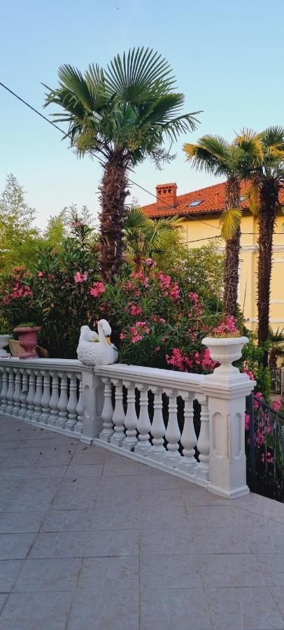Villa Niki Rezine Lovran Exterior foto